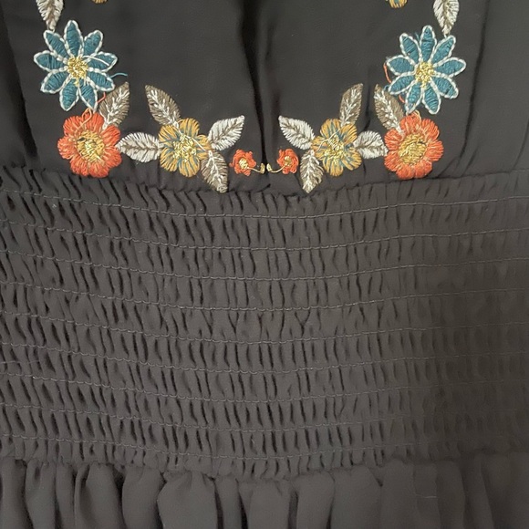 Anthropologie Maeve Anfisa Peasant Dress 4 Black Embroidered Smocked Sheer Boho - Picture 8 of 12